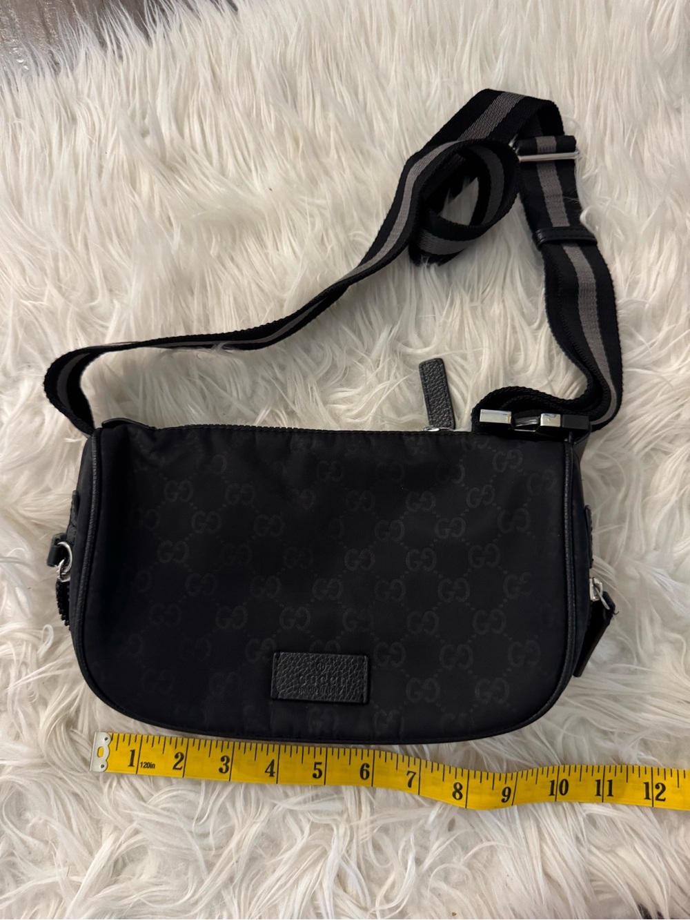 Gucci Black Crossbody Shoulder Bag with Adjustable Strap